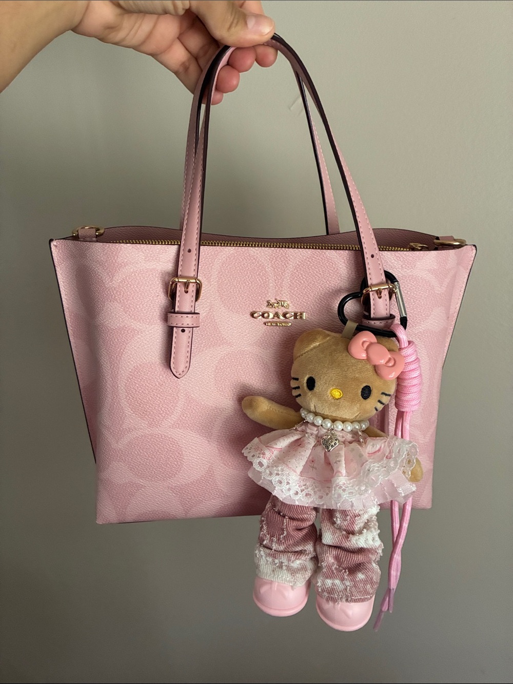 Plush Pink Hello Kitty Keychain Bag Charm